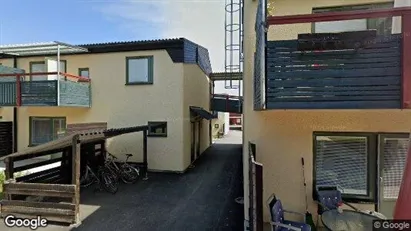 Lägenheter att hyra i Sandviken - Bild från Google Street View Lägenheter att hyra i Sandviken - Bild från Google Street View