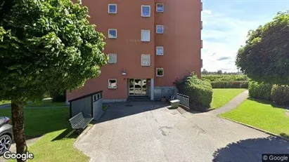 Lägenheter att hyra i Borås - Bild från Google Street View Lägenheter att hyra i Borås - Bild från Google Street View