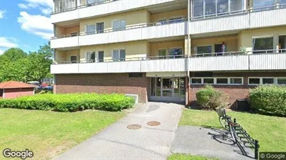 Lägenheter att hyra i Norrköping - Bild från Google Street View Lägenheter att hyra i Norrköping - Bild från Google Street View