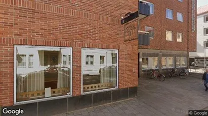 Lägenheter att hyra i Uddevalla - Bild från Google Street View Lägenheter att hyra i Uddevalla - Bild från Google Street View
