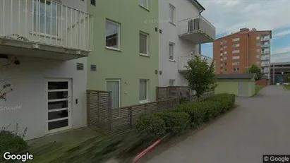 Lägenheter att hyra i Norrköping - Bild från Google Street View Lägenheter att hyra i Norrköping - Bild från Google Street View