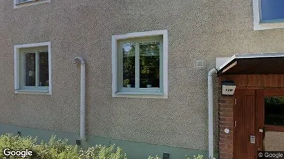 Lägenheter till salu i Uppsala - Bild från Google Street View Lägenheter till salu i Uppsala - Bild från Google Street View