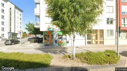 Lägenheter till salu i Uppsala - Bild från Google Street View Lägenheter till salu i Uppsala - Bild från Google Street View