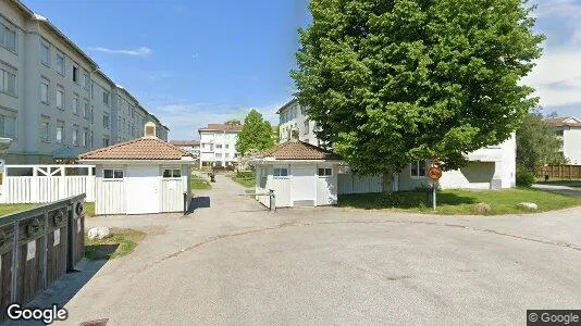 Lägenheter till salu i Haninge - Bild från Google Street View