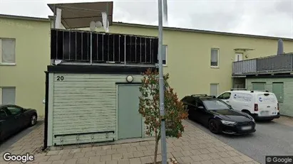 Lägenheter till salu i Uppsala - Bild från Google Street View Lägenheter till salu i Uppsala - Bild från Google Street View