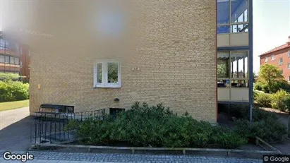 Lägenheter till salu i Landskrona - Bild från Google Street View Lägenheter till salu i Landskrona - Bild från Google Street View