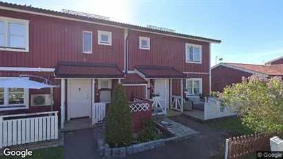 Bostadsrätter till salu i Haninge - Bild från Google Street View