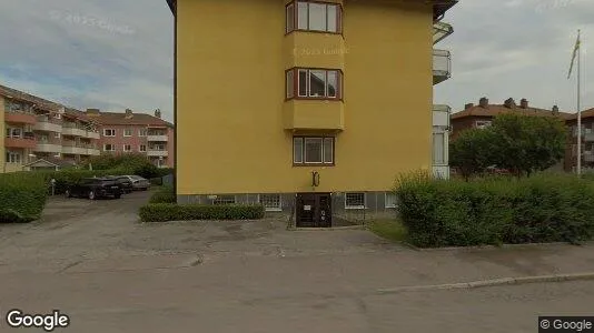 Bostadsrätter till salu i Köping - Bild från Google Street View
