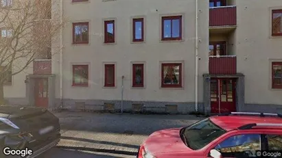 Bostadsrätter till salu i Örebro - Bild från Google Street View Bostadsrätter till salu i Örebro - Bild från Google Street View