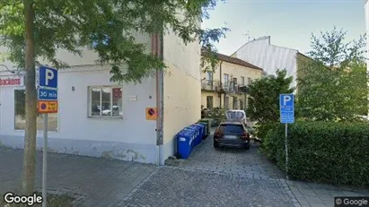Lägenheter att hyra i Landskrona - Bild från Google Street View Lägenheter att hyra i Landskrona - Bild från Google Street View