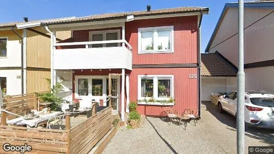 Lägenheter till salu i Haninge - Bild från Google Street View