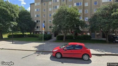 Bostadsrätter till salu i Solna - Bild från Google Street View Bostadsrätter till salu i Solna - Bild från Google Street View