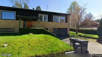 Lägenheter till salu i Lerum - Bild från Google Street View Lägenheter till salu i Lerum - Bild från Google Street View