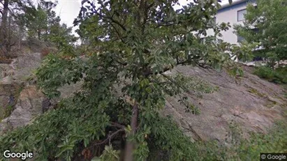 Lägenheter att hyra i Huddinge - Bild från Google Street View Lägenheter att hyra i Huddinge - Bild från Google Street View