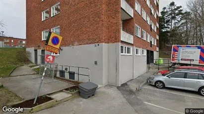 Lägenheter att hyra i Huddinge - Bild från Google Street View Lägenheter att hyra i Huddinge - Bild från Google Street View