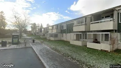 Lägenheter att hyra i Upplands Väsby - Bild från Google Street View Lägenheter att hyra i Upplands Väsby - Bild från Google Street View