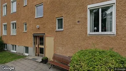 Lägenheter till salu i Lidingö - Bild från Google Street View Lägenheter till salu i Lidingö - Bild från Google Street View