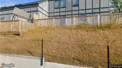 Bostadsrätter till salu i Huddinge - Bild från Google Street View Bostadsrätter till salu i Huddinge - Bild från Google Street View
