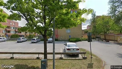 Lägenheter att hyra i Västerås - Bild från Google Street View Lägenheter att hyra i Västerås - Bild från Google Street View