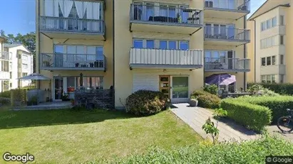 Lägenheter till salu i Salem - Bild från Google Street View Lägenheter till salu i Salem - Bild från Google Street View