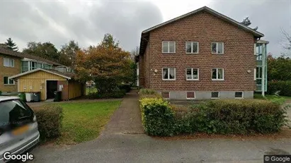 Lägenheter att hyra i Hässleholm - Bild från Google Street View Lägenheter att hyra i Hässleholm - Bild från Google Street View