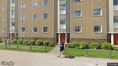 Lägenheter att hyra i Uddevalla - Bild från Google Street View Lägenheter att hyra i Uddevalla - Bild från Google Street View