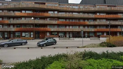 Lägenheter att hyra i Örebro - Bild från Google Street View Lägenheter att hyra i Örebro - Bild från Google Street View