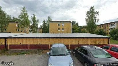 Lägenheter att hyra i Finspång - Bild från Google Street View Lägenheter att hyra i Finspång - Bild från Google Street View