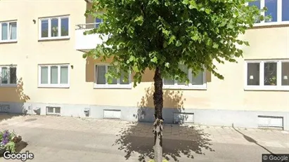 Lägenheter att hyra i Katrineholm - Bild från Google Street View Lägenheter att hyra i Katrineholm - Bild från Google Street View