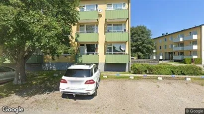 Lägenheter att hyra i Hallsberg - Bild från Google Street View Lägenheter att hyra i Hallsberg - Bild från Google Street View