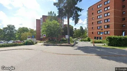 Bostadsrätter till salu i Botkyrka - Bild från Google Street View Bostadsrätter till salu i Botkyrka - Bild från Google Street View