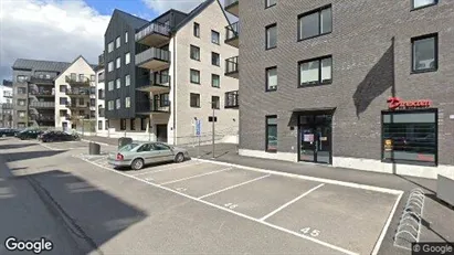 Lägenheter att hyra i Halmstad - Bild från Google Street View Lägenheter att hyra i Halmstad - Bild från Google Street View