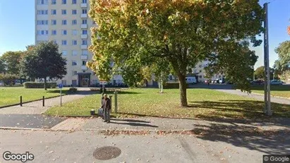 Lägenheter att hyra i Norrköping - Bild från Google Street View Lägenheter att hyra i Norrköping - Bild från Google Street View