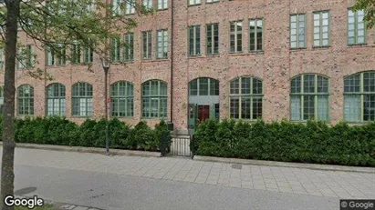Lägenheter till salu i Söderort - Bild från Google Street View Lägenheter till salu i Söderort - Bild från Google Street View