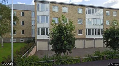 Bostadsrätter till salu i Vara - Bild från Google Street View Bostadsrätter till salu i Vara - Bild från Google Street View