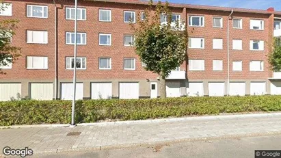 Bostadsrätter till salu i Uppsala - Bild från Google Street View Bostadsrätter till salu i Uppsala - Bild från Google Street View