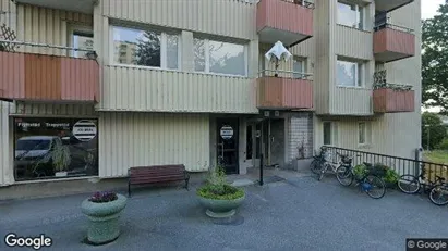 Bostadsrätter till salu i Nacka - Bild från Google Street View Bostadsrätter till salu i Nacka - Bild från Google Street View