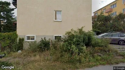 Lägenheter till salu i Söderort - Bild från Google Street View Lägenheter till salu i Söderort - Bild från Google Street View