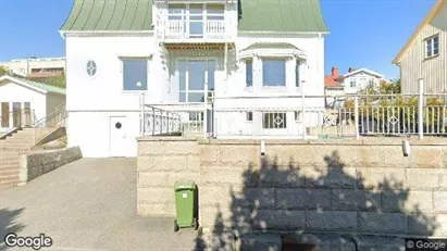 Lägenheter till salu i Strömstad - Bild från Google Street View Lägenheter till salu i Strömstad - Bild från Google Street View