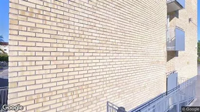 Lägenheter till salu i Uppsala - Bild från Google Street View Lägenheter till salu i Uppsala - Bild från Google Street View