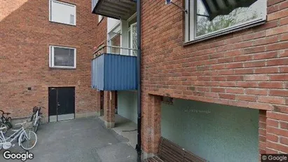 Lägenheter till salu i Söderort - Bild från Google Street View Lägenheter till salu i Söderort - Bild från Google Street View