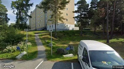 Lägenheter att hyra i Södertälje - Bild från Google Street View Lägenheter att hyra i Södertälje - Bild från Google Street View