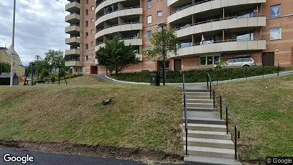 Lägenheter att hyra i Södertälje - Bild från Google Street View Lägenheter att hyra i Södertälje - Bild från Google Street View