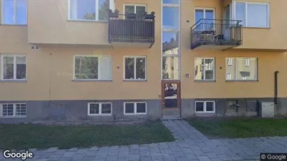Lägenheter till salu i Solna - Bild från Google Street View Lägenheter till salu i Solna - Bild från Google Street View