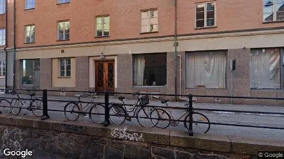 Lägenheter till salu i Södermalm - Bild från Google Street View Lägenheter till salu i Södermalm - Bild från Google Street View