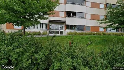 Lägenheter till salu i Solna - Bild från Google Street View Lägenheter till salu i Solna - Bild från Google Street View