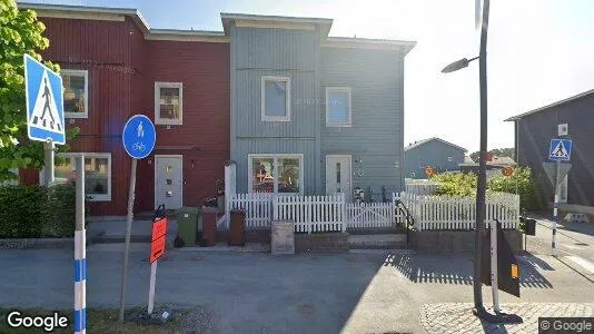 Bostadsrätter till salu i Upplands Väsby - Bild från Google Street View