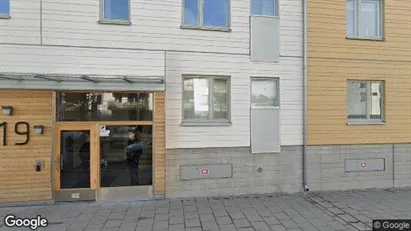 Lägenheter till salu i Solna - Bild från Google Street View Lägenheter till salu i Solna - Bild från Google Street View