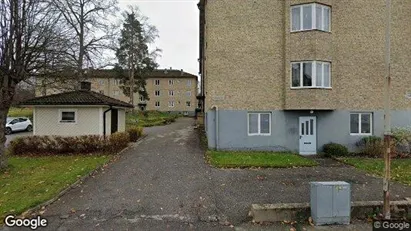 Lägenheter att hyra i Trollhättan - Bild från Google Street View Lägenheter att hyra i Trollhättan - Bild från Google Street View