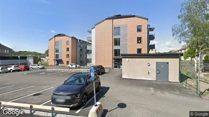 Lägenheter att hyra i Uddevalla - Bild från Google Street View Lägenheter att hyra i Uddevalla - Bild från Google Street View